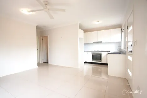 Property photo of 70 Cleopatra Drive Rosemeadow NSW 2560