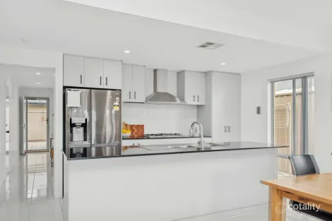 Property photo of 7B Cherry Court Morley WA 6062