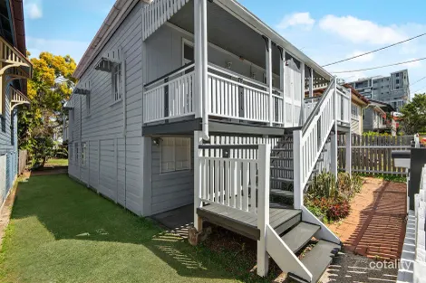 Property photo of 113 Princess Street Kangaroo Point QLD 4169