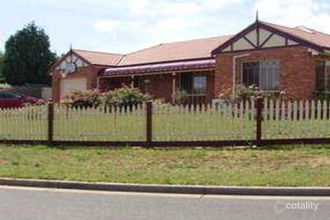 10 Carey Cres, Bacchus Marsh, VIC 3340