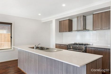 Property photo of 18 Ambient Way Point Cook VIC 3030
