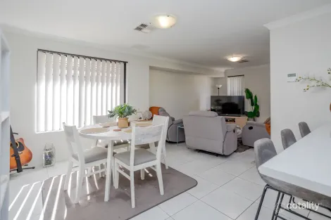 Property photo of 7/102 Westfield Road Kelmscott WA 6111