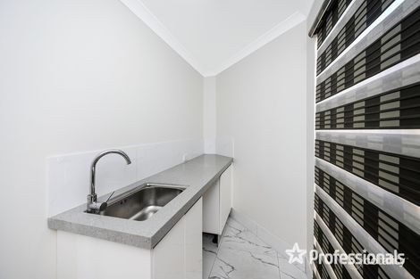 Property photo of 15C Tangmere Way Balga WA 6061