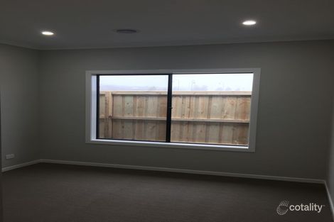 Property photo of 55 Springridge Boulevard Wallan VIC 3756