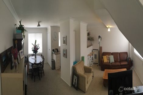 Property photo of 5/98-100 Campbell Street Woonona NSW 2517