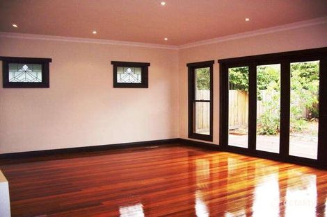 Property photo of 9 Hillcrest Avenue Caulfield South VIC 3162