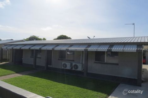 39 Beach Rd, Ayr, QLD 4807