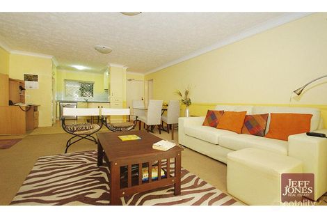 Property photo of 1/15 Wellington Street Coorparoo QLD 4151