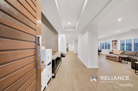 Property photo of 8 Birregurra Drive Tarneit VIC 3029