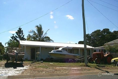 8 Hartley St, Emu Park, QLD 4710