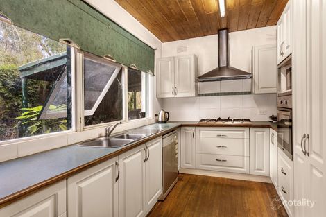 Property photo of 23 Dalmor Avenue Mitcham VIC 3132