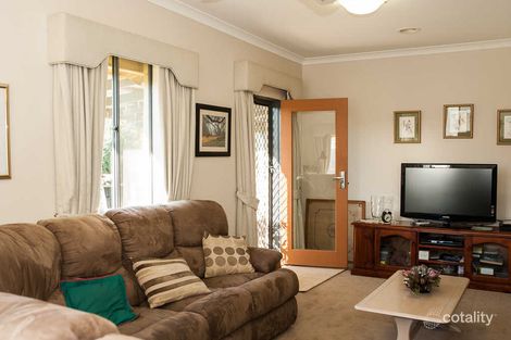 Property photo of 2 Chernyne Close Yarrawonga VIC 3730