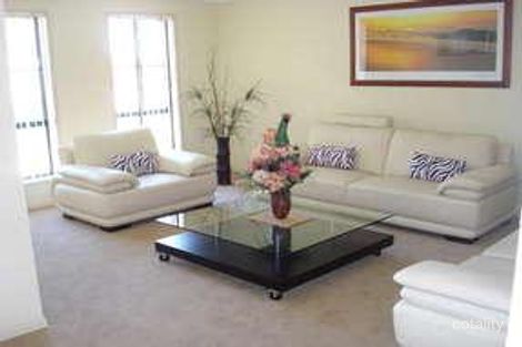 Property photo of 10 Pontville Close West Hoxton NSW 2171