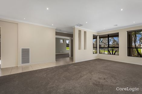 Property photo of 10 Cardamon Crescent Point Cook VIC 3030