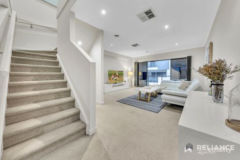 Property photo of 13 Lancefield Drive Caroline Springs VIC 3023