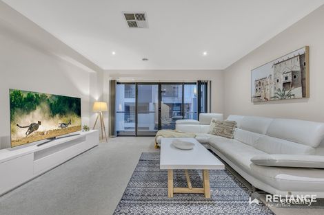 Property photo of 13 Lancefield Drive Caroline Springs VIC 3023