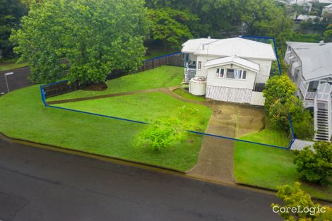 Property photo of 2 Aeroplane Street Cannon Hill QLD 4170