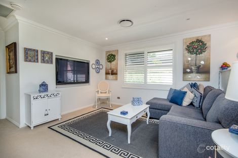 Property photo of 1/17 Roscoe Street Kotara South NSW 2289
