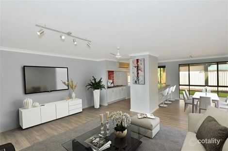 Property photo of 2 Talbot Close Halls Head WA 6210