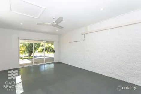 Property photo of 14 Volute Close Trinity Beach QLD 4879