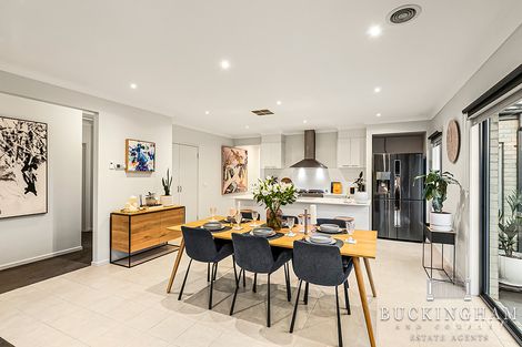 Property photo of 10 Martin Close South Morang VIC 3752