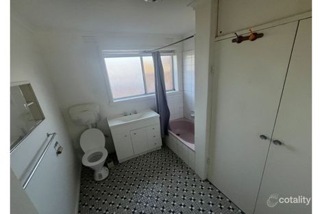 Property photo of 8/214 Biggs Street St Albans VIC 3021