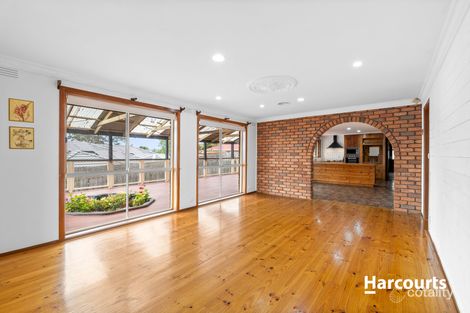 Property photo of 7 The Ridgeway Pakenham VIC 3810