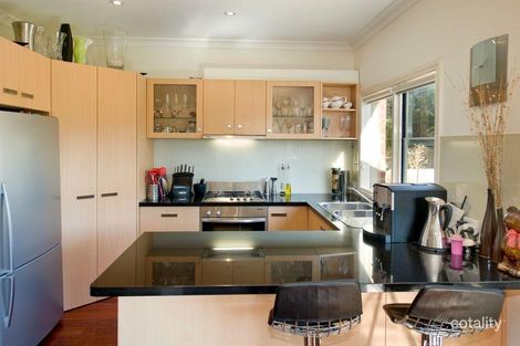 Property photo of 4/24 Woodlands Avenue Kew East VIC 3102