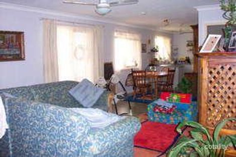 Property photo of 8 Tiree Court Eagleby QLD 4207