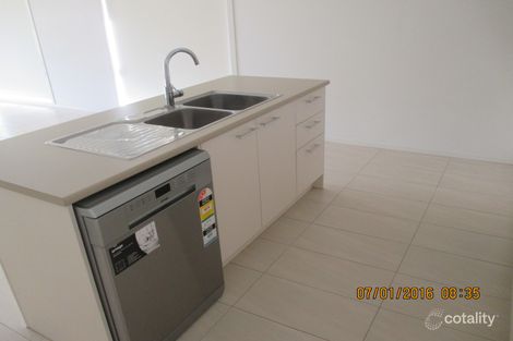 Property photo of 208 Sandhurst Boulevard Sandhurst VIC 3977