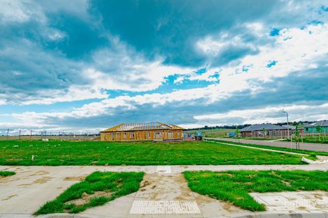 Property photo of 22 Invicta Drive Smythes Creek VIC 3351