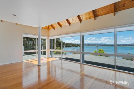 Property photo of 623 Shark Point Road Penna TAS 7171