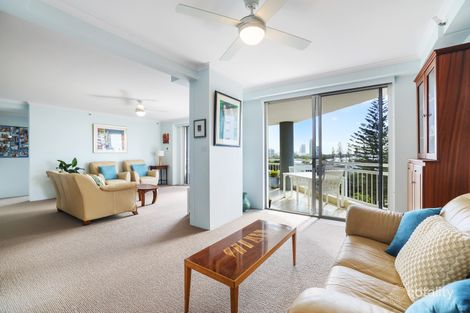 Property photo of 20/11-17 Hughes Avenue Main Beach QLD 4217
