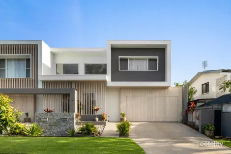 19 Broadsea Ave, Maroochydore, QLD 4558