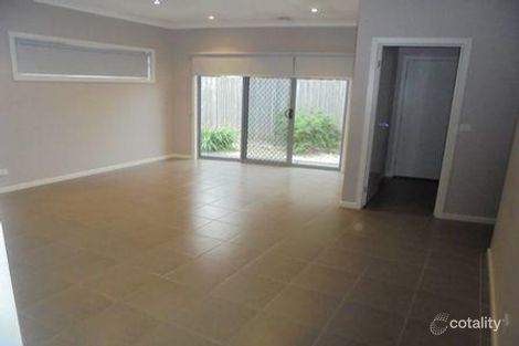 Property photo of 9A Pembroke Crescent Craigieburn VIC 3064