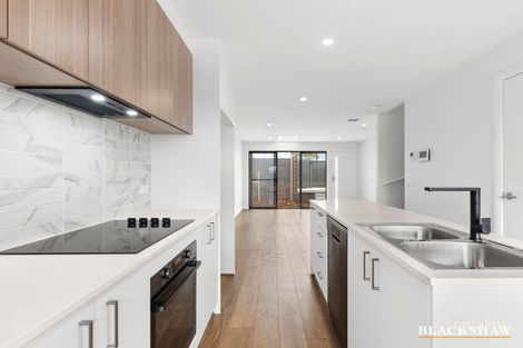 1/9 Holzheimer St, Strathnairn, ACT 2615