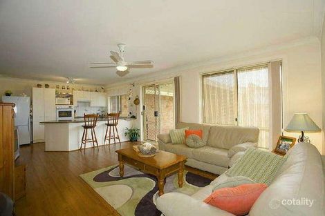 Property photo of 8 Gear Circuit Albion Park NSW 2527
