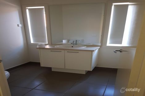 Property photo of 39 Mystic Grove Point Cook VIC 3030