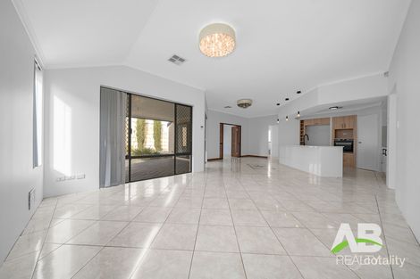 Property photo of 65 Wyatt Road Hocking WA 6065