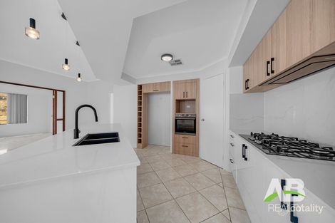 Property photo of 65 Wyatt Road Hocking WA 6065