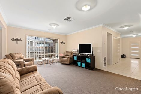 Property photo of 62 Barleygrass Crescent Brookfield VIC 3338