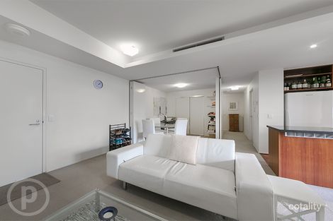 Property photo of 25/40-46 Boundary Street South Brisbane QLD 4101
