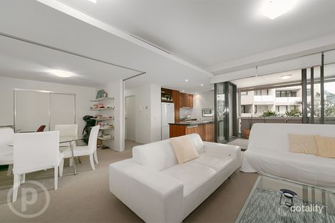 Property photo of 25/40-46 Boundary Street South Brisbane QLD 4101