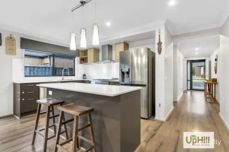 Property photo of 14 Craddock Drive Clyde North VIC 3978