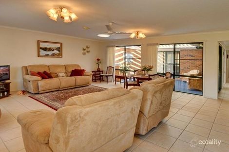 230/4 Melody Ct, Warana, QLD 4575