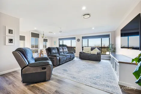 Property photo of 9 Redbank Drive Scone NSW 2337