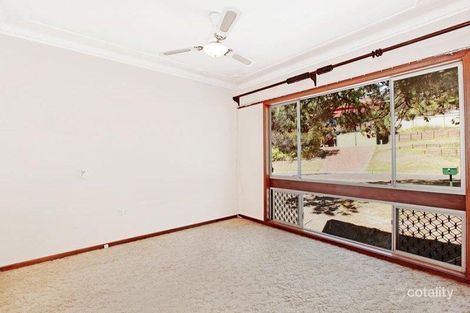 Property photo of 4 Hasluck Drive Rankin Park NSW 2287