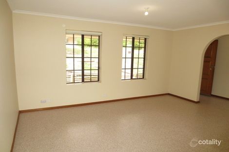 Property photo of 14 Maple Avenue Aberfoyle Park SA 5159