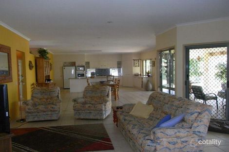 Property photo of 10 Piccadilly Drive Southside QLD 4570