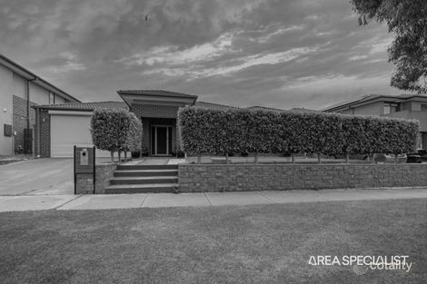 8 Waterway Bvd, Weir Views, VIC 3338